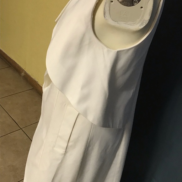 Capes - Picture 4 of 4